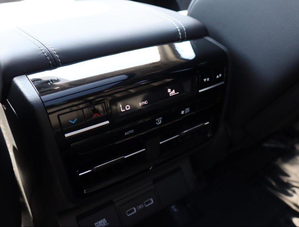 used 2023 Acura MDX car, priced at $36,995