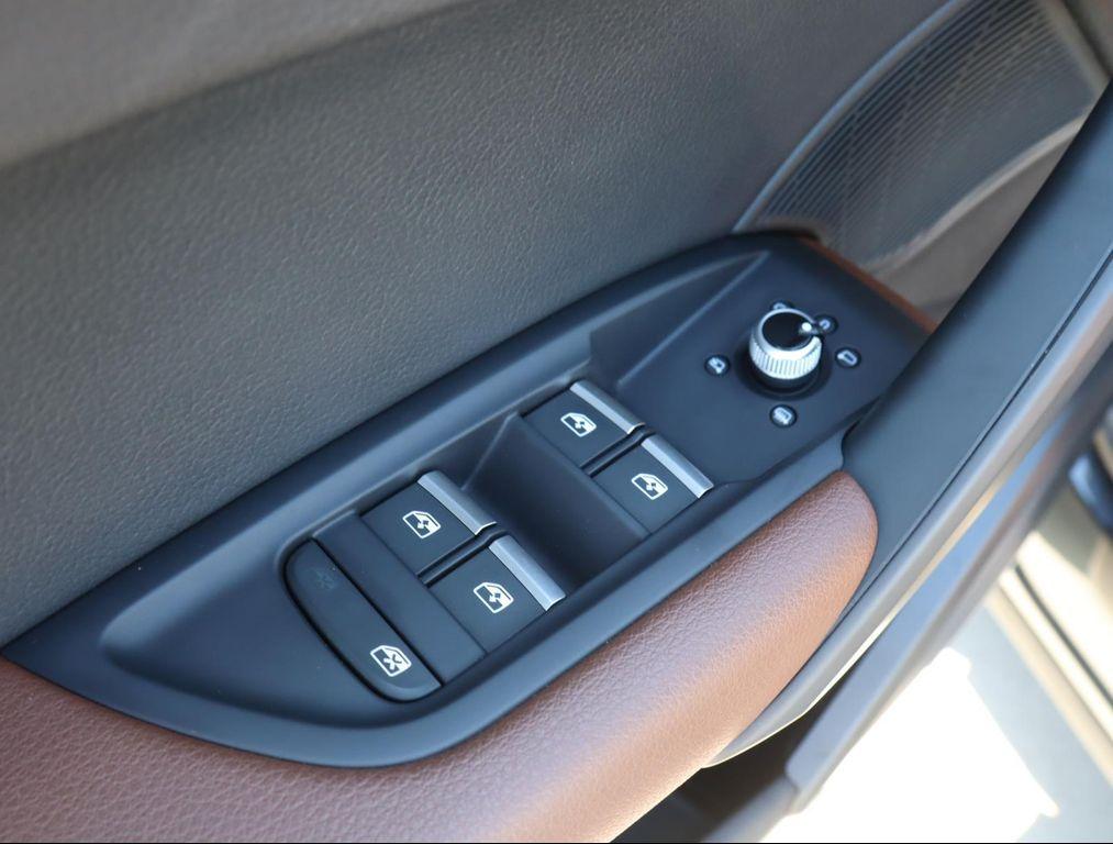 used 2018 Audi Q5 car, priced at $17,885