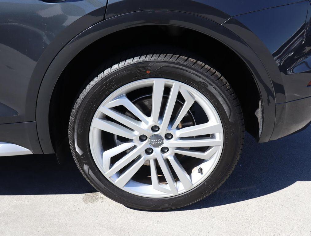 used 2018 Audi Q5 car, priced at $17,885