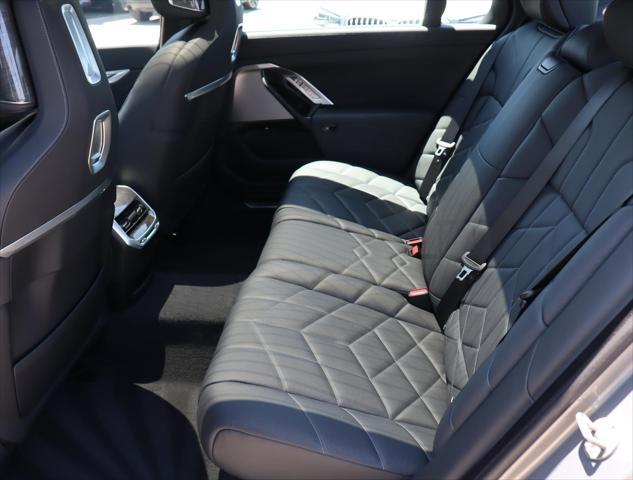 used 2023 BMW i7 car, priced at $110,545