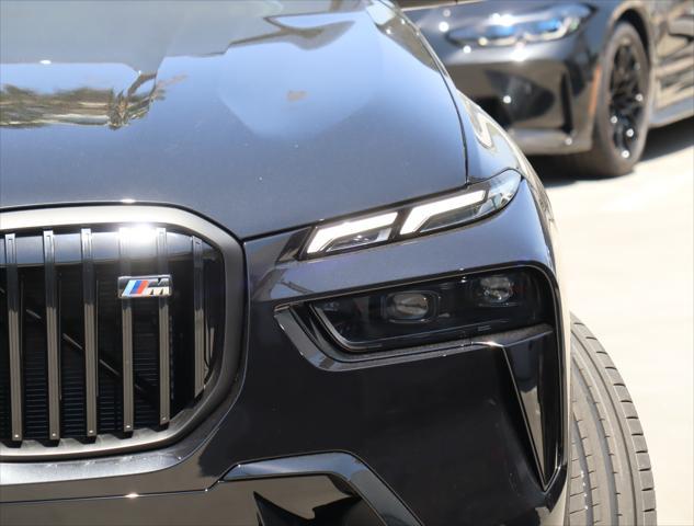 new 2025 BMW X7 car, priced at $116,095