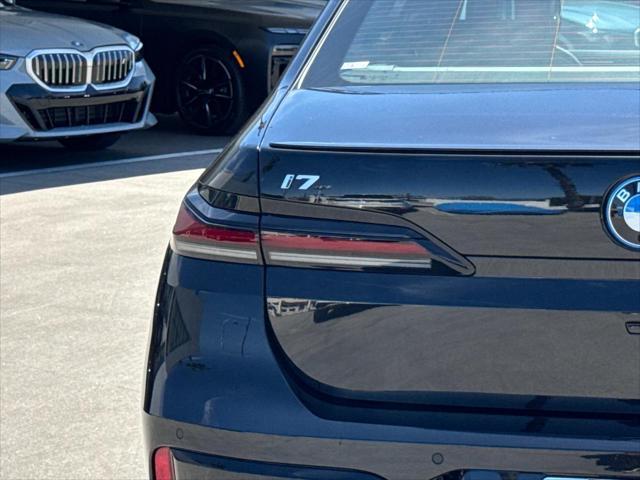 new 2025 BMW i7 car