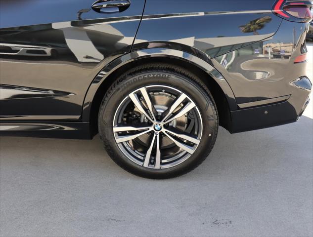 new 2026 BMW X7 car, priced at $98,275