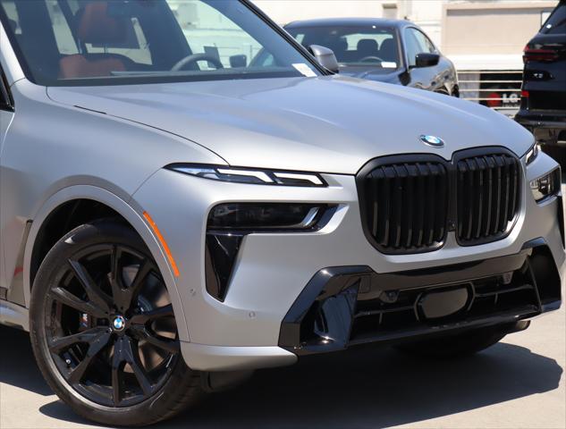 new 2025 BMW X7 car, priced at $100,725