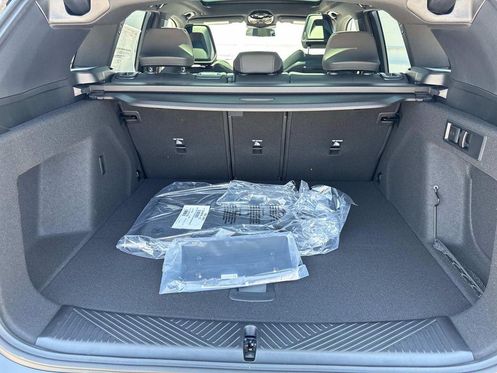 new 2025 BMW X3 car, priced at $53,175