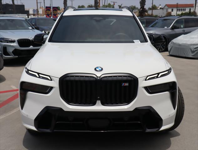 new 2025 BMW X7 car, priced at $118,575