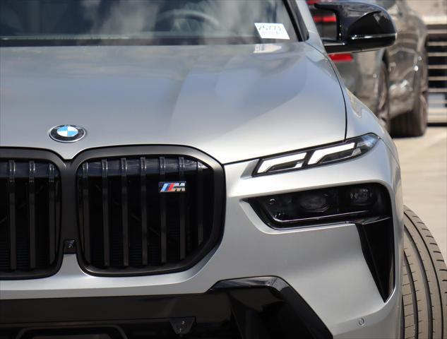 new 2025 BMW X7 car, priced at $127,230