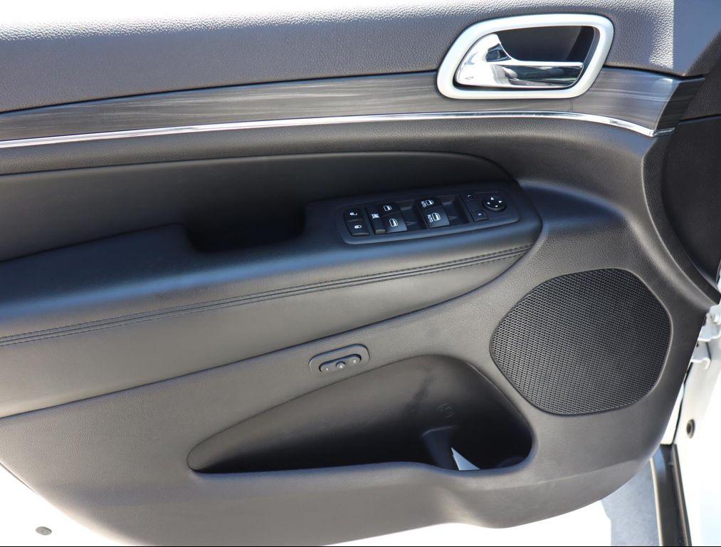 used 2019 Jeep Grand Cherokee car, priced at $22,880