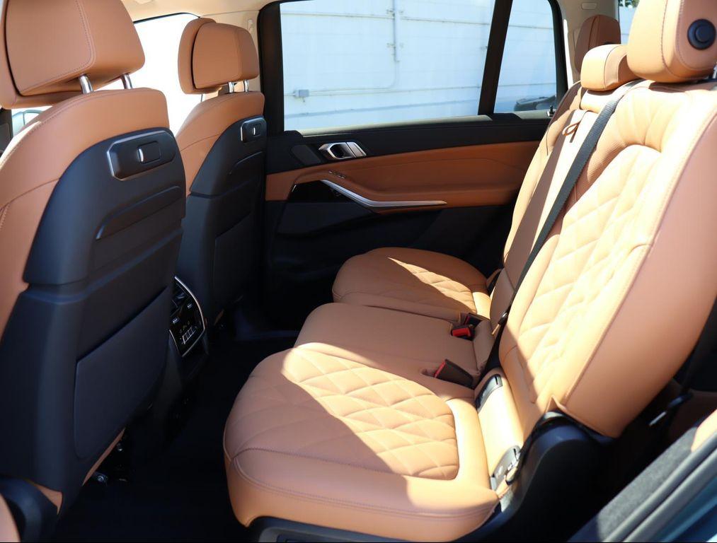 used 2026 BMW X7 car, priced at $86,825