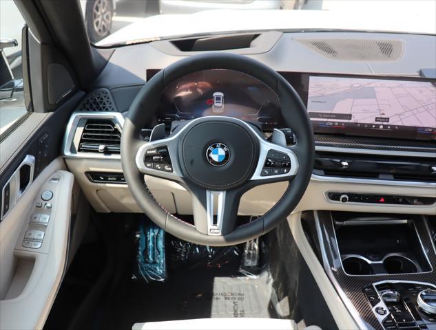 new 2025 BMW X7 car, priced at $119,475