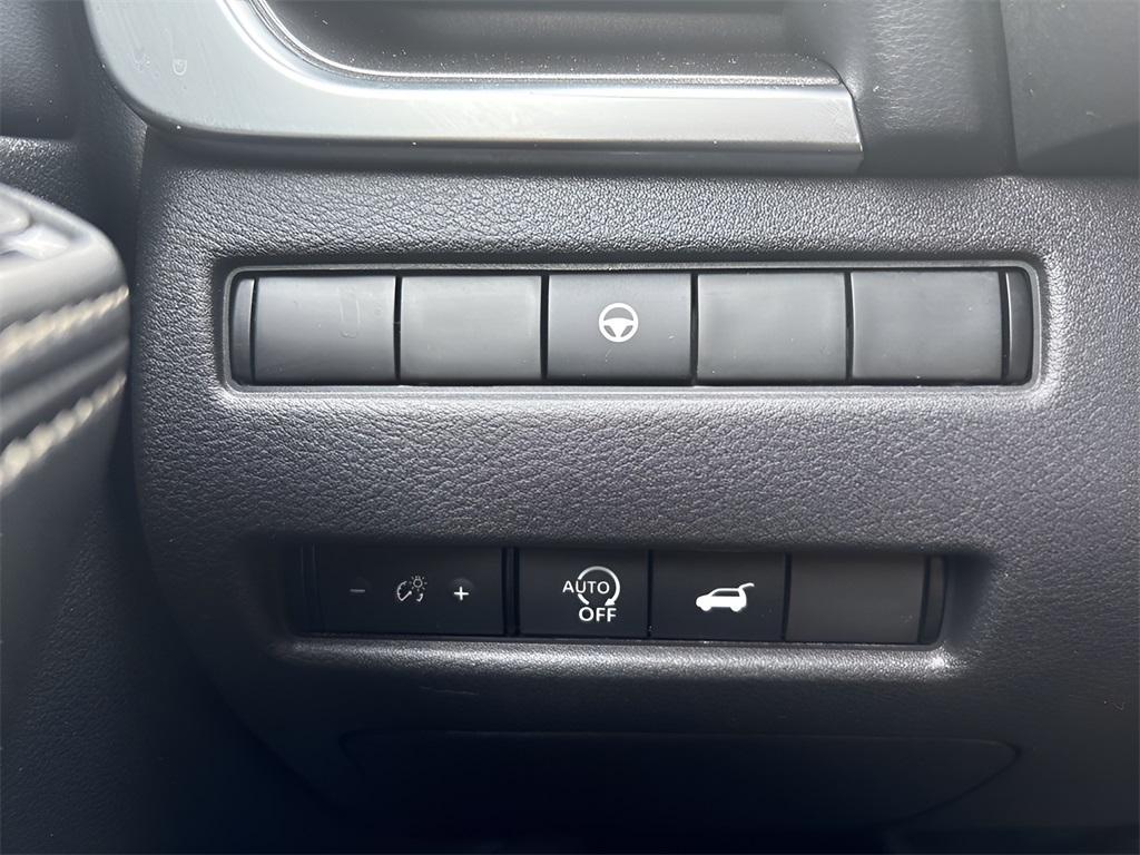 used 2024 Nissan Rogue car, priced at $23,359