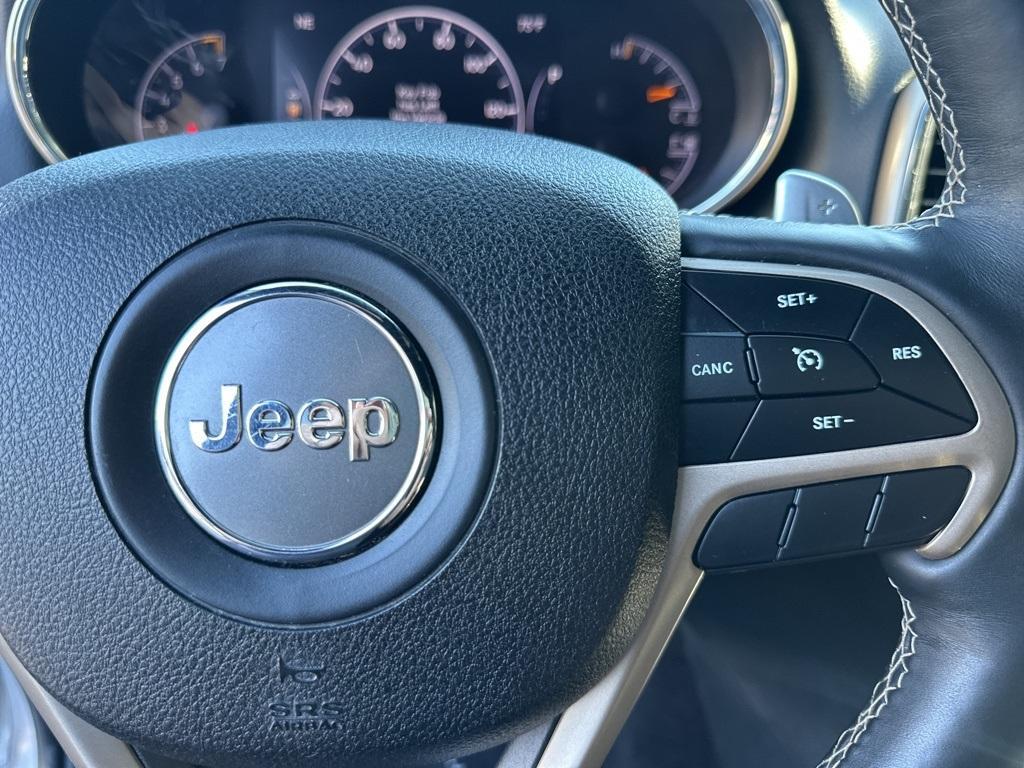 used 2017 Jeep Grand Cherokee car, priced at $18,499