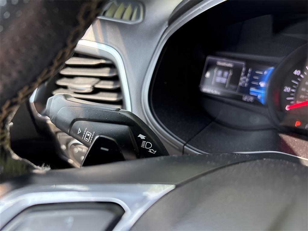 used 2022 Ford Edge car, priced at $25,999