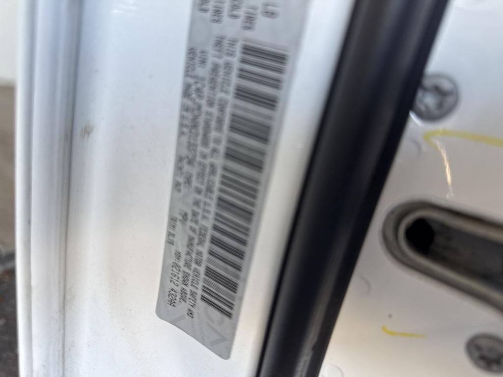 used 2019 Jeep Cherokee car, priced at $17,499