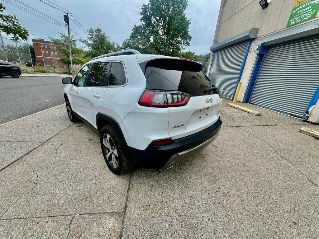 used 2019 Jeep Cherokee car, priced at $17,499