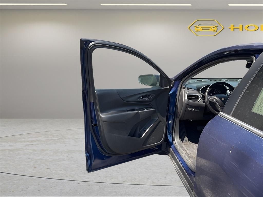 used 2022 Chevrolet Equinox car, priced at $22,999