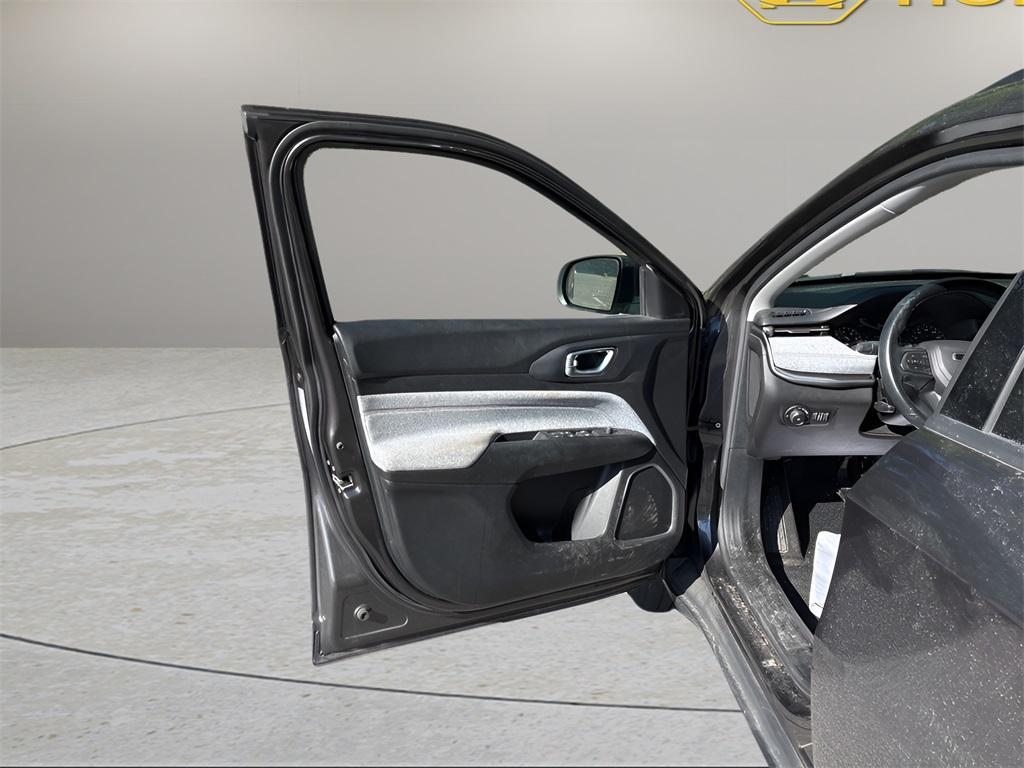 used 2022 Jeep Compass car, priced at $20,489