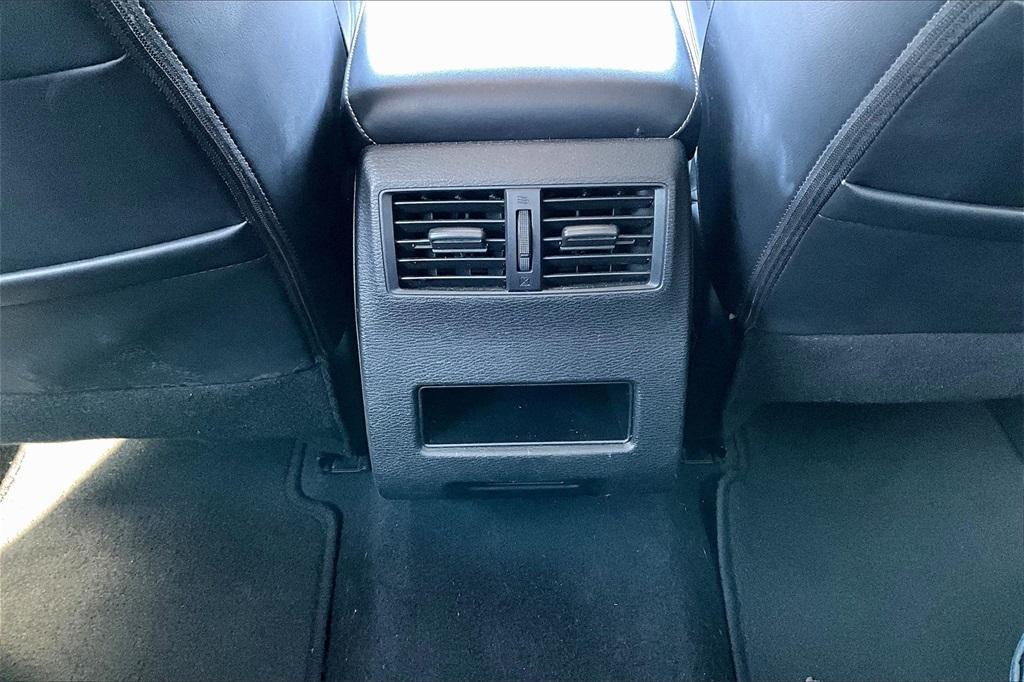 used 2024 Mitsubishi Outlander car, priced at $24,579