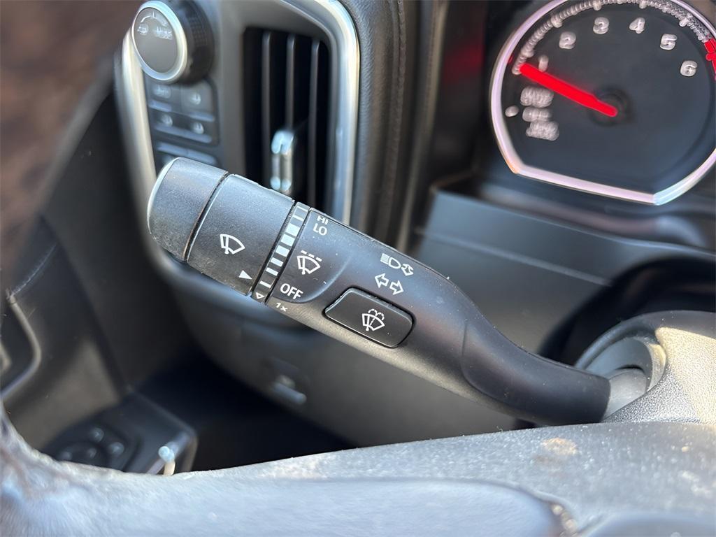 used 2021 Chevrolet Silverado 1500 car, priced at $30,199