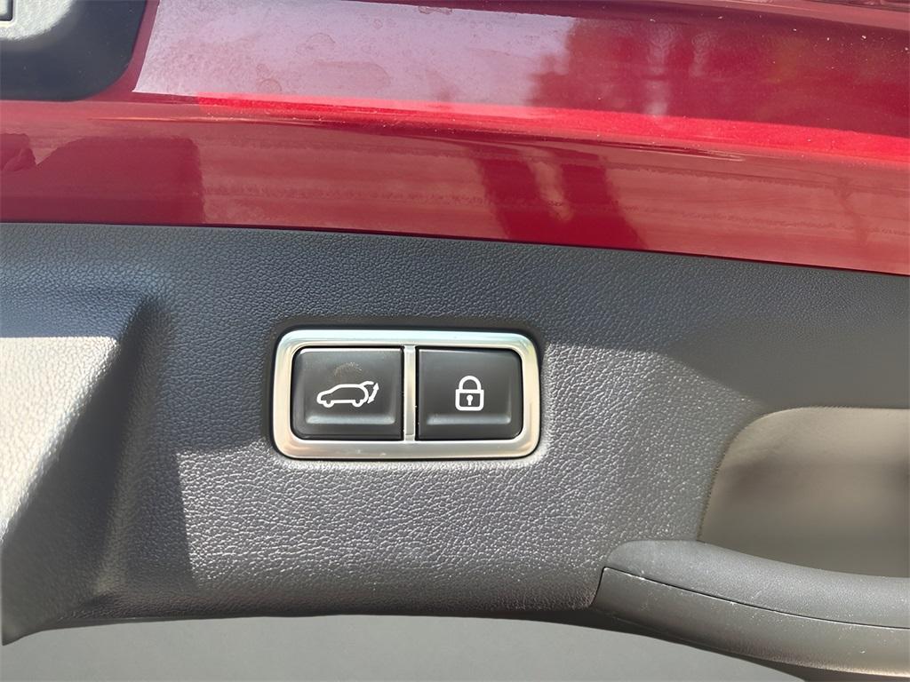 used 2021 Kia Sorento car, priced at $21,399