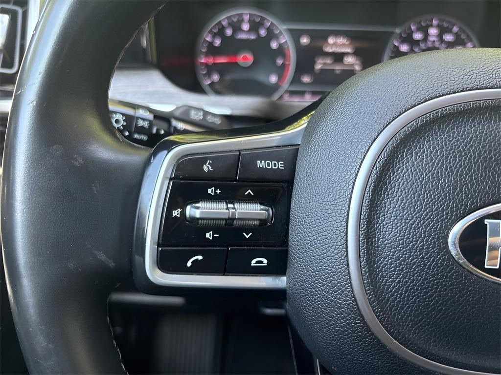 used 2021 Kia Sorento car, priced at $21,399
