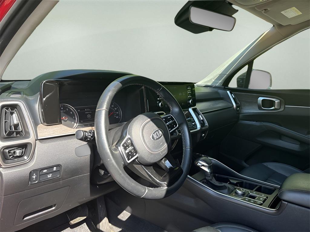 used 2021 Kia Sorento car, priced at $21,399