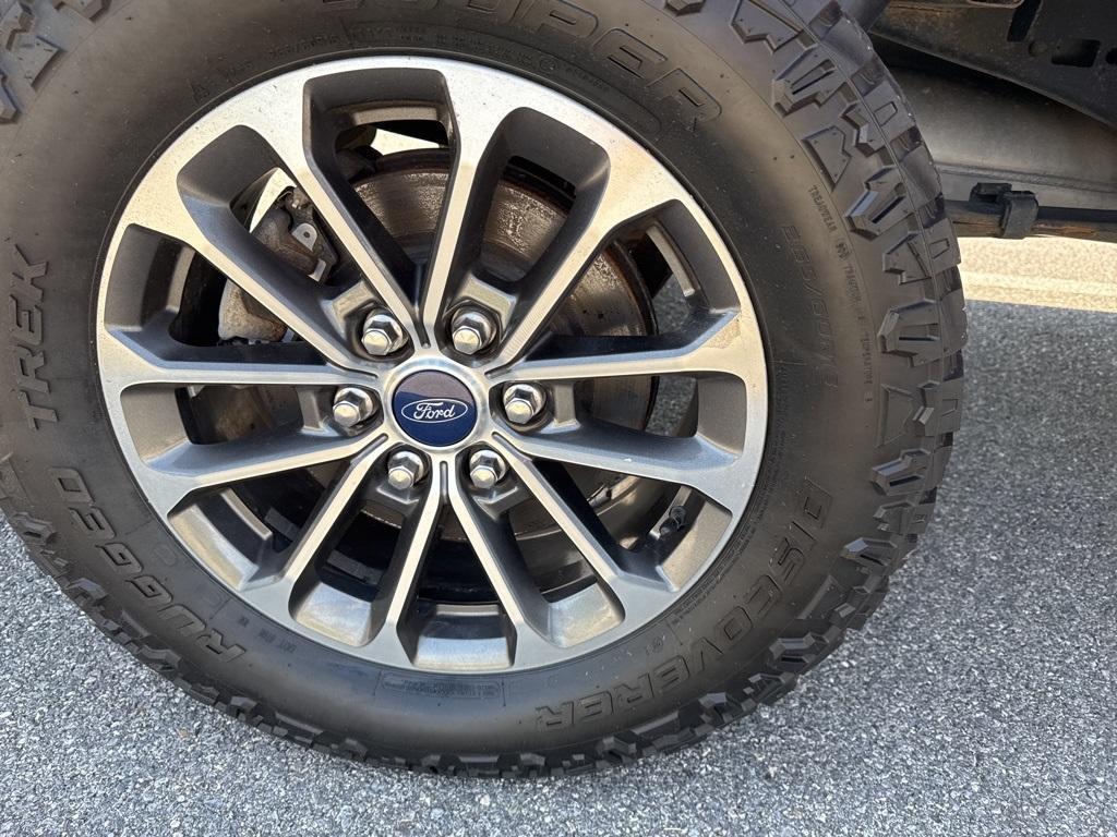 used 2019 Ford F-150 car, priced at $32,999