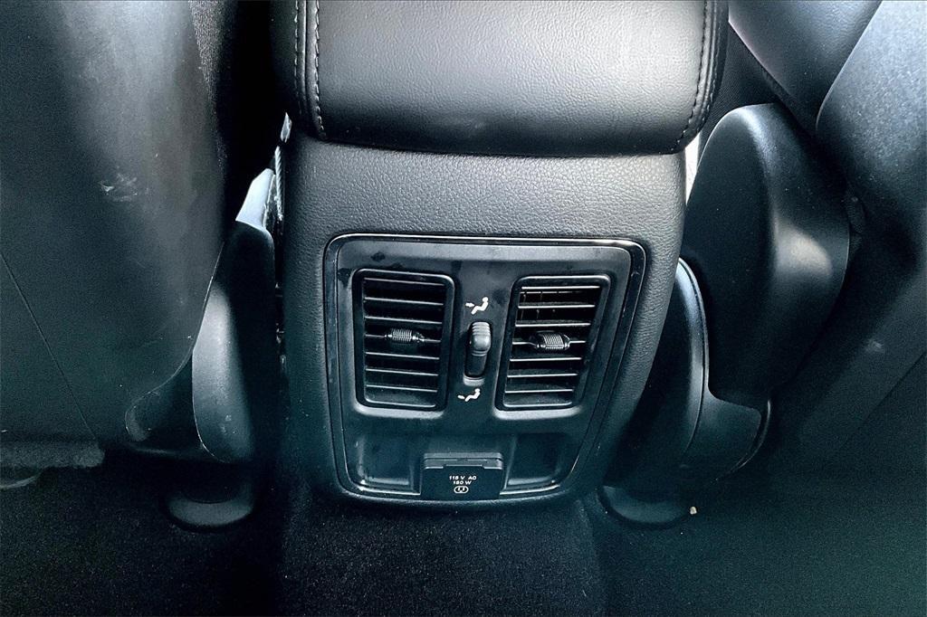 used 2021 Jeep Grand Cherokee car, priced at $21,128