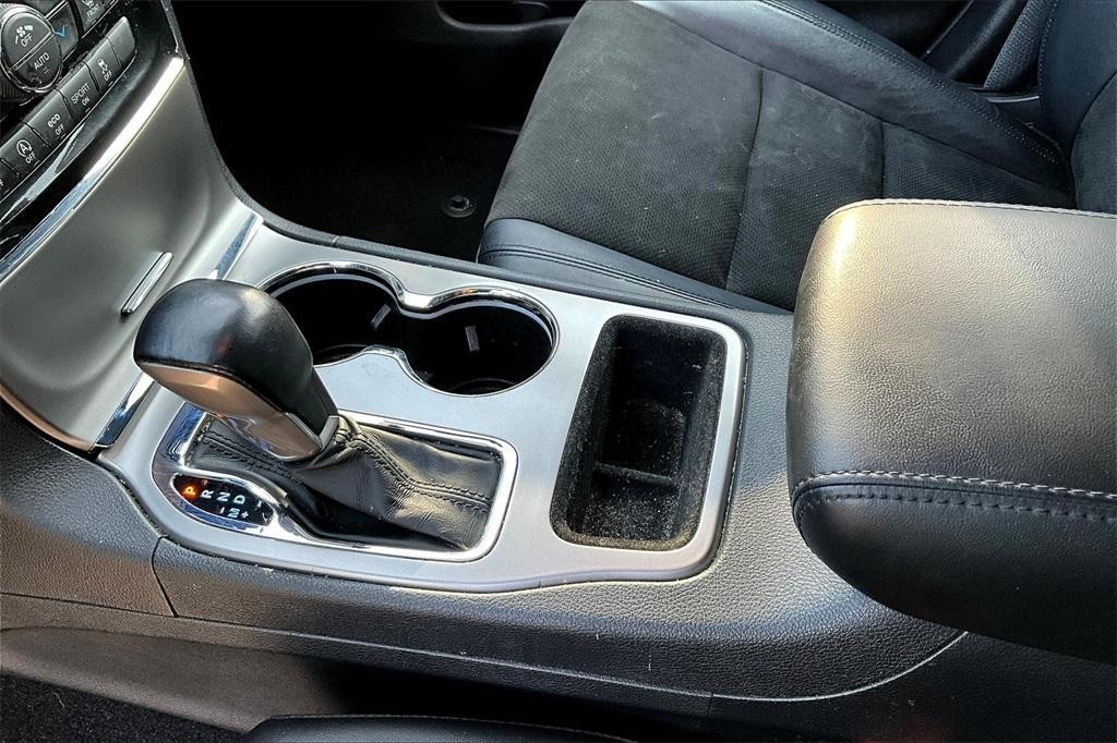 used 2021 Jeep Grand Cherokee car, priced at $21,128