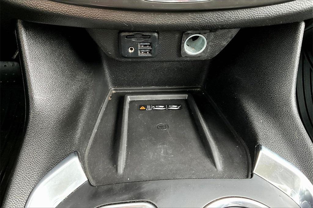 used 2020 Chevrolet Traverse car, priced at $26,227