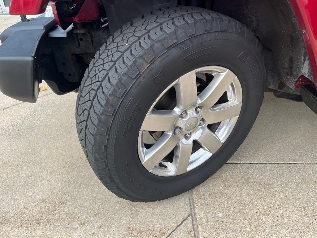 used 2013 Jeep Wrangler Unlimited car, priced at $15,995