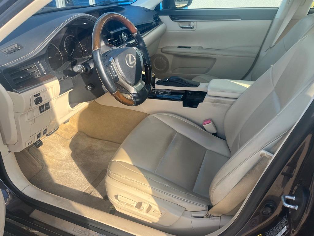used 2013 Lexus ES 350 car, priced at $14,595