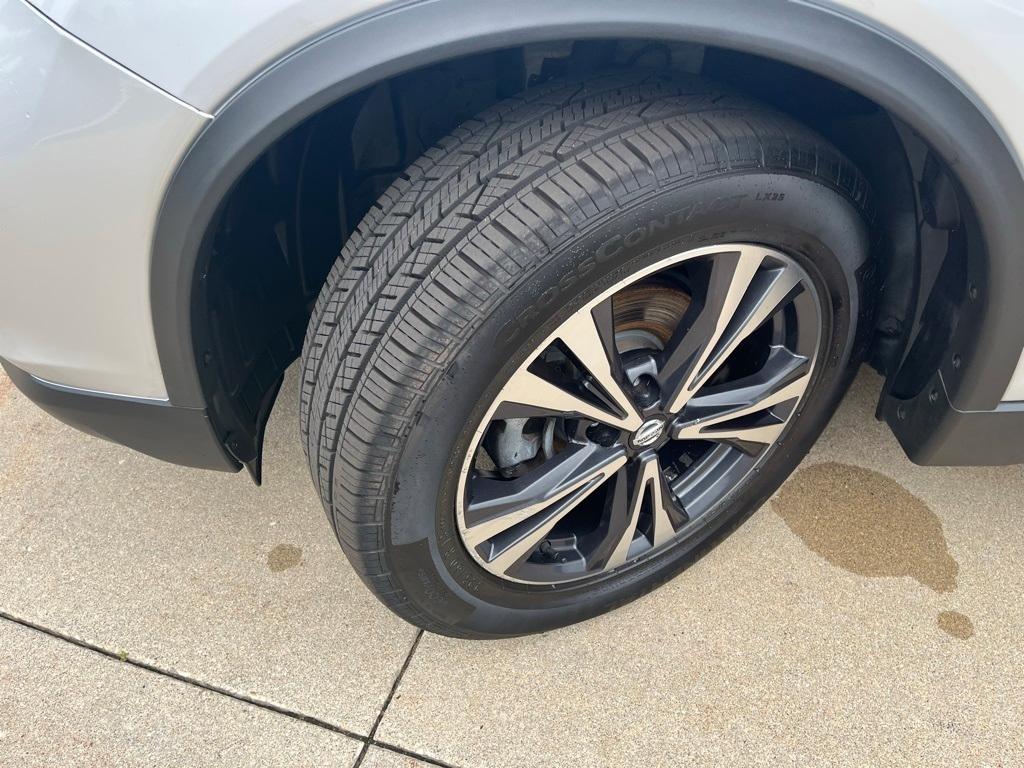 used 2018 Nissan Rogue car, priced at $15,995