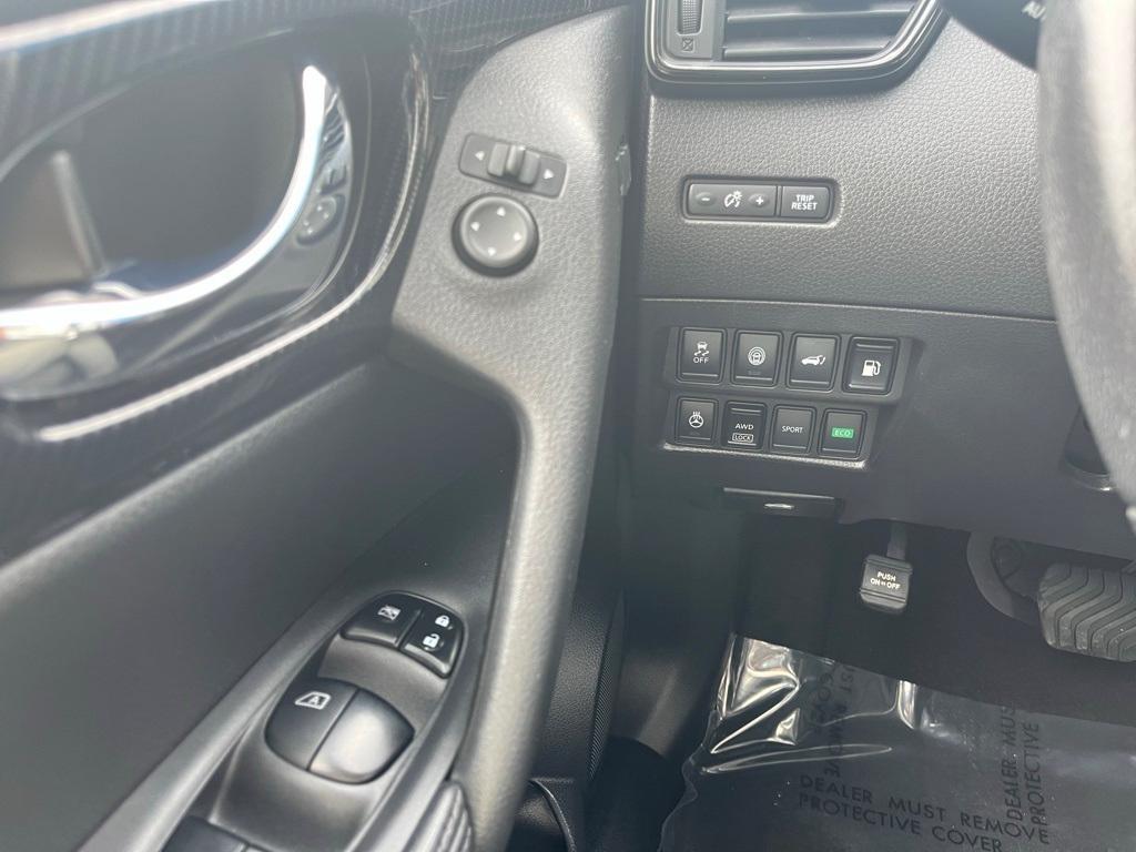used 2018 Nissan Rogue car, priced at $15,995