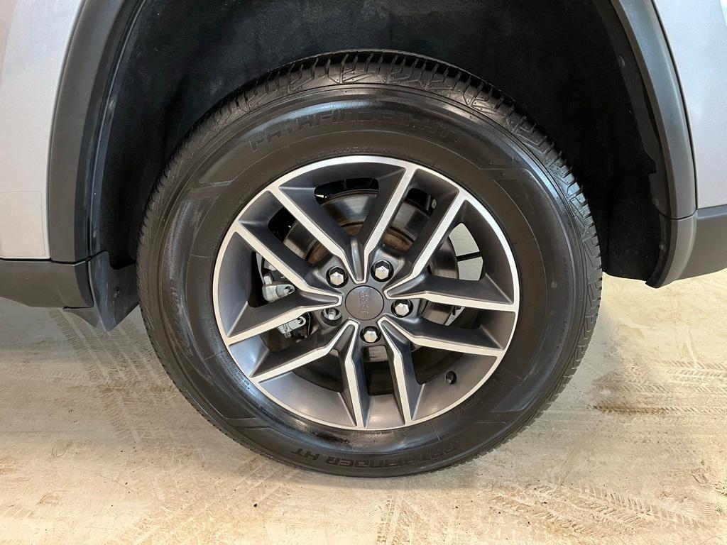 used 2021 Jeep Grand Cherokee car