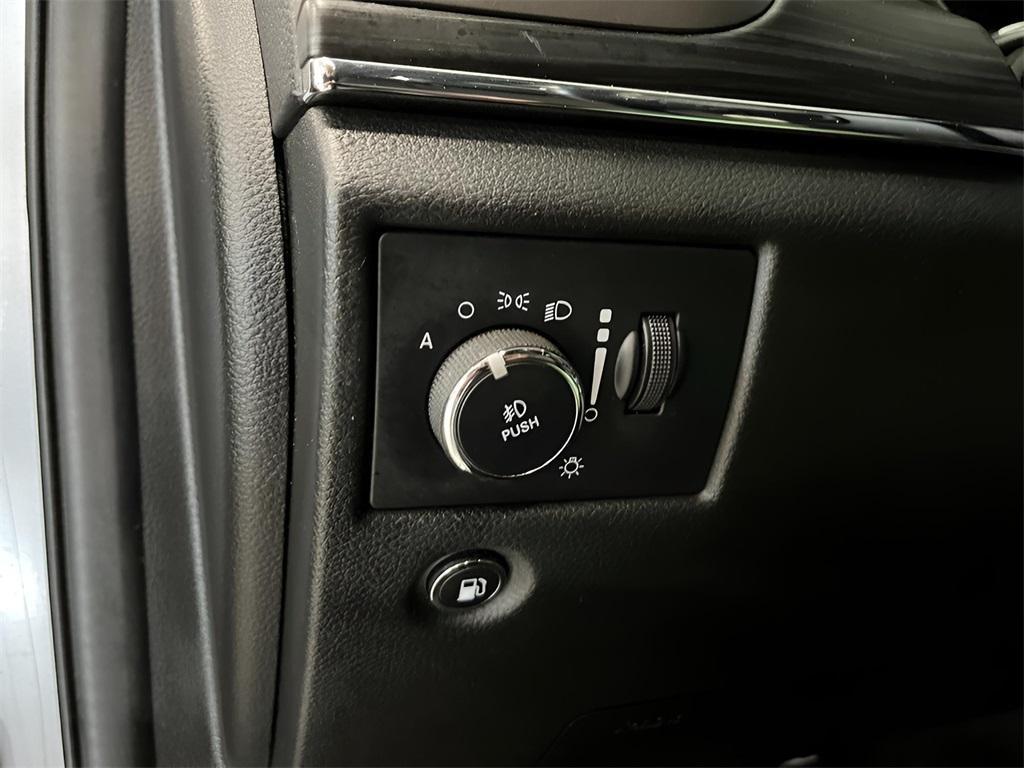 used 2021 Jeep Grand Cherokee car