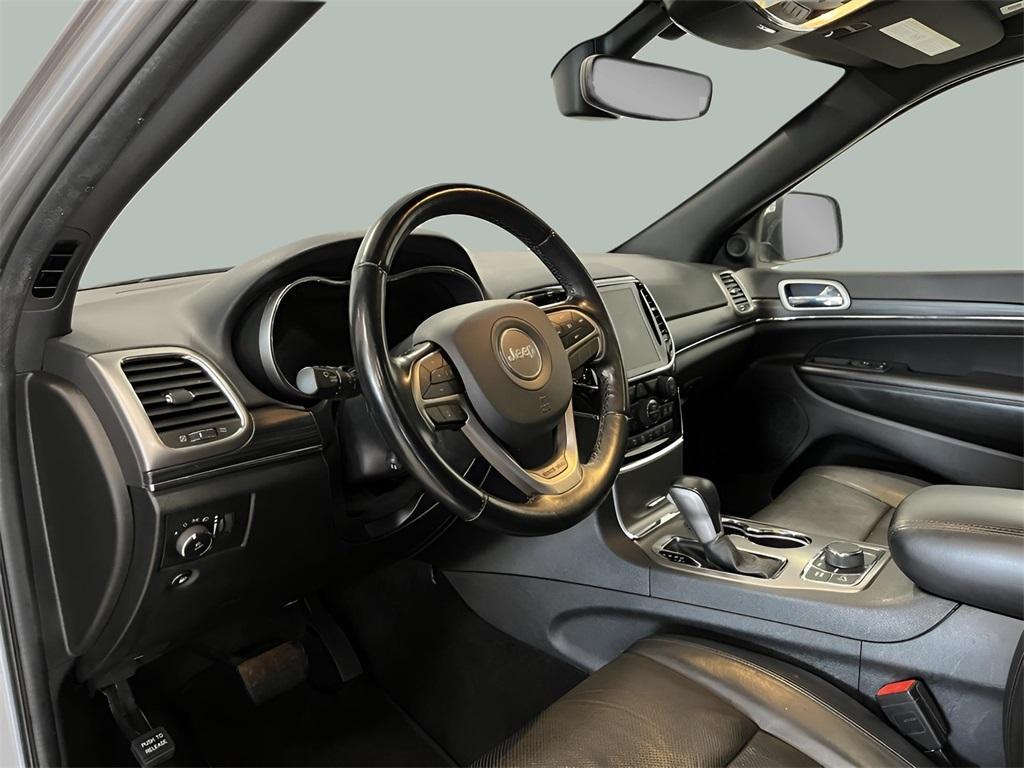 used 2021 Jeep Grand Cherokee car