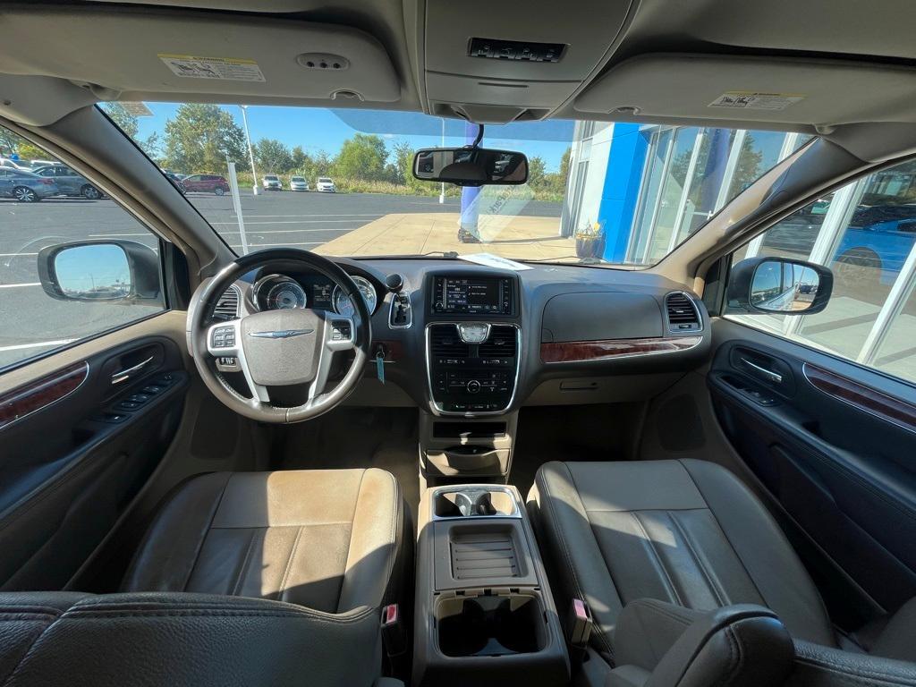 used 2016 Chrysler Town & Country car, priced at $11,995