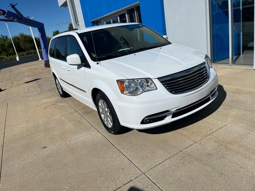 used 2016 Chrysler Town & Country car, priced at $11,995