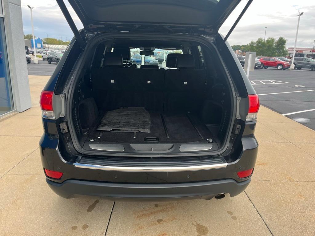 used 2015 Jeep Grand Cherokee car, priced at $12,995