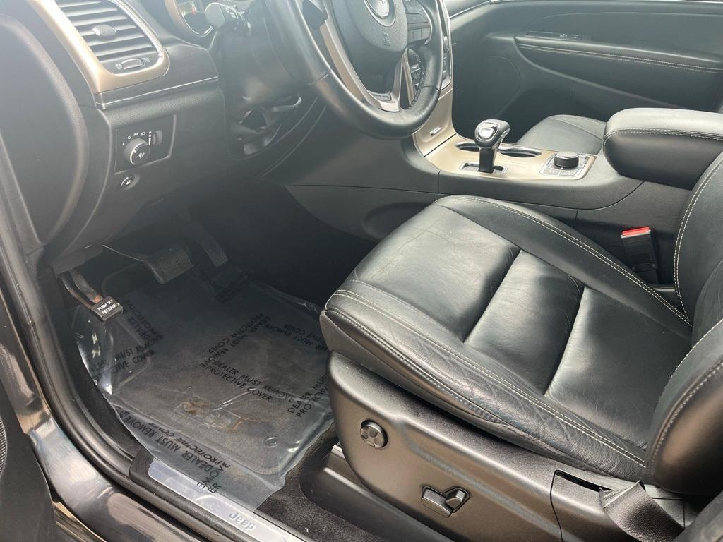 used 2015 Jeep Grand Cherokee car, priced at $12,995