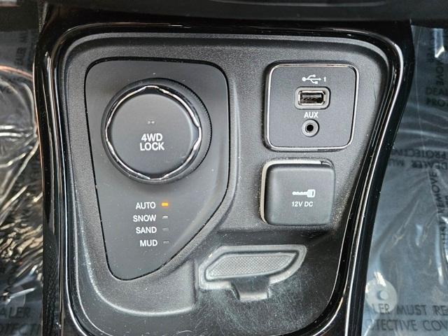 used 2020 Jeep Compass car, priced at $18,493