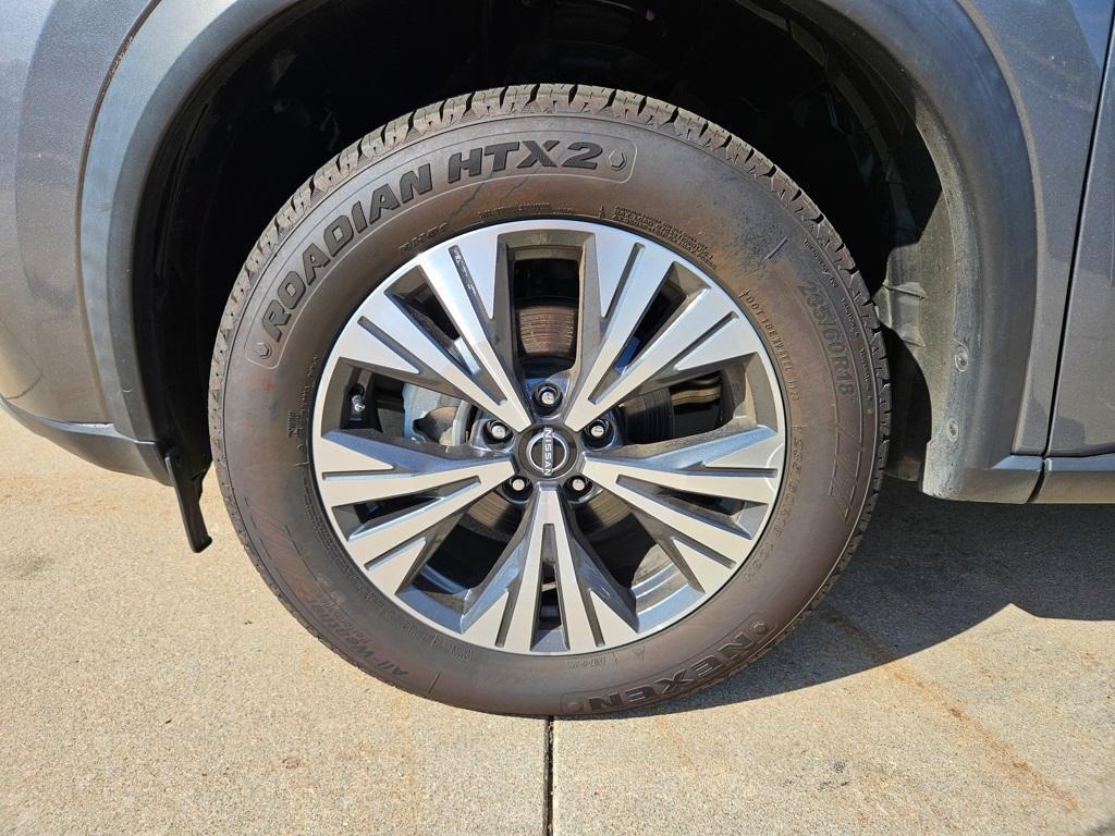 used 2023 Nissan Rogue car, priced at $23,433