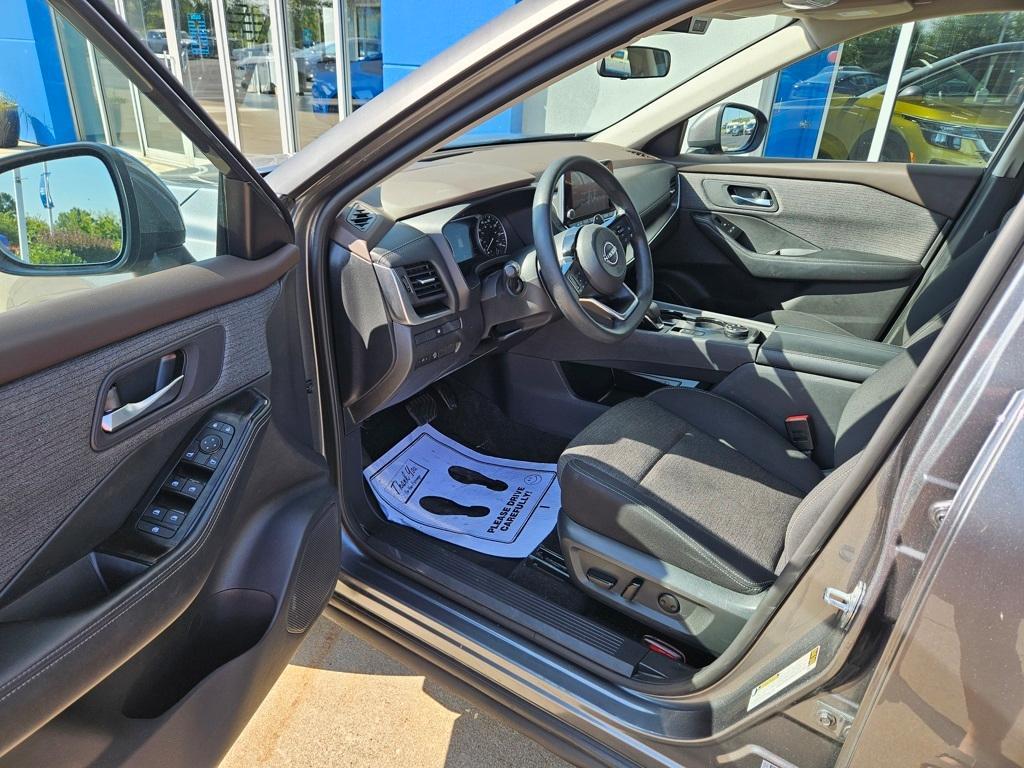 used 2023 Nissan Rogue car, priced at $23,433