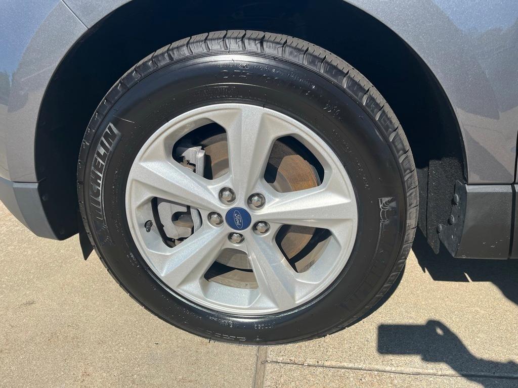used 2021 Ford Edge car, priced at $14,995