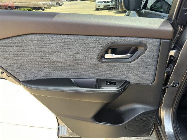 used 2022 Nissan Rogue car, priced at $23,990