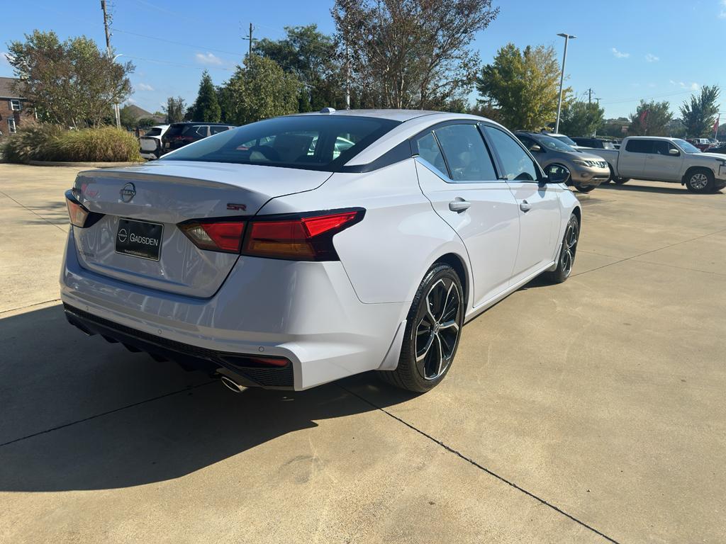 new 2025 Nissan Altima car, priced at $28,990