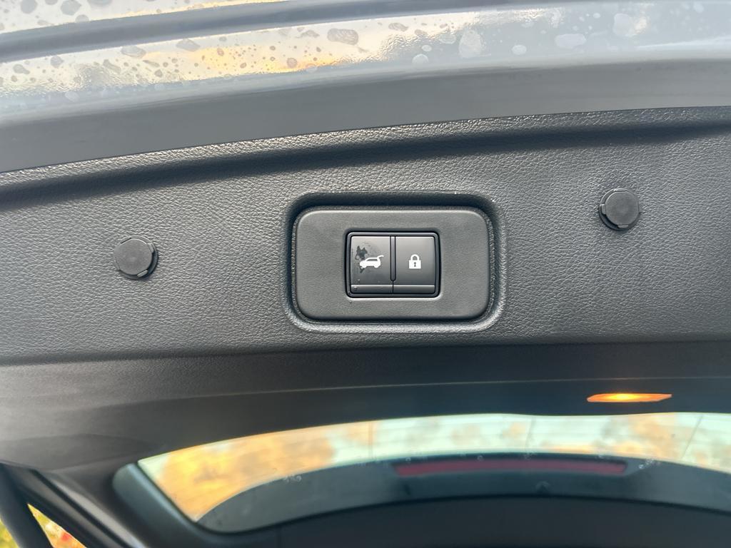 new 2025 Nissan Pathfinder car, priced at $48,990