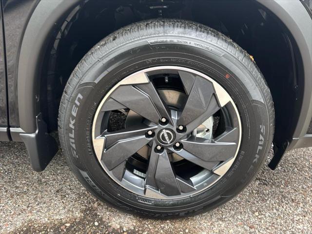 new 2025 Nissan Rogue car, priced at $31,530