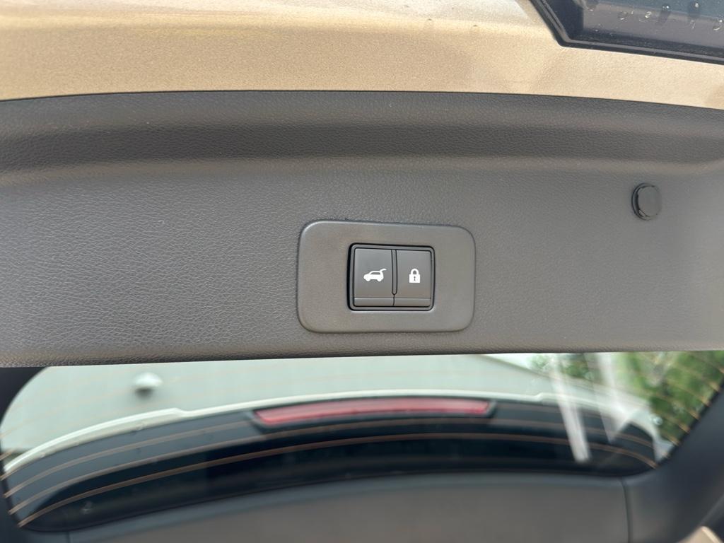 new 2025 Nissan Murano car, priced at $45,990